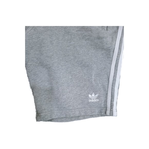 Adidas Gray Oversized Mid-length Shorts (M) - Picture 3 of 5